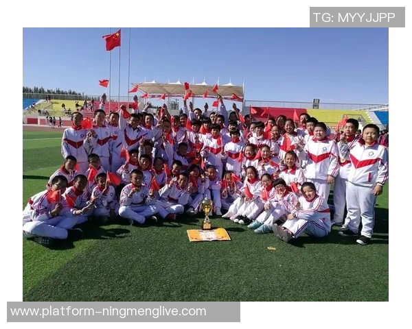 高凯王毅龙超领衔足球队长团队展现团结精神与拼搏意志